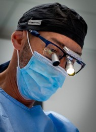 Dr Collin 4yoursmile implant dentaire Straumann Nobel